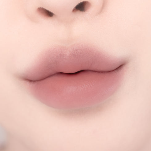 Lilybyred Smiley Lip Blending Stick