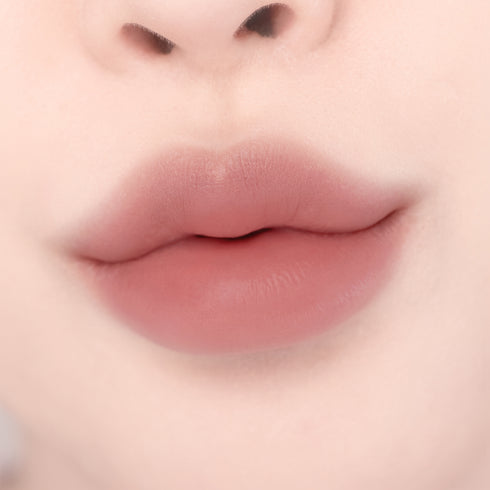 Lilybyred Smiley Lip Blending Stick