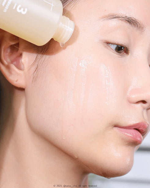 Numbuzin No.3 Super Glowing Essence Toner 200ml