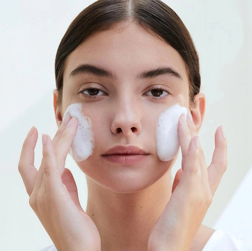 SKIN1004 Madagascar Centella Tone Brightening Cleansing Gel Foam